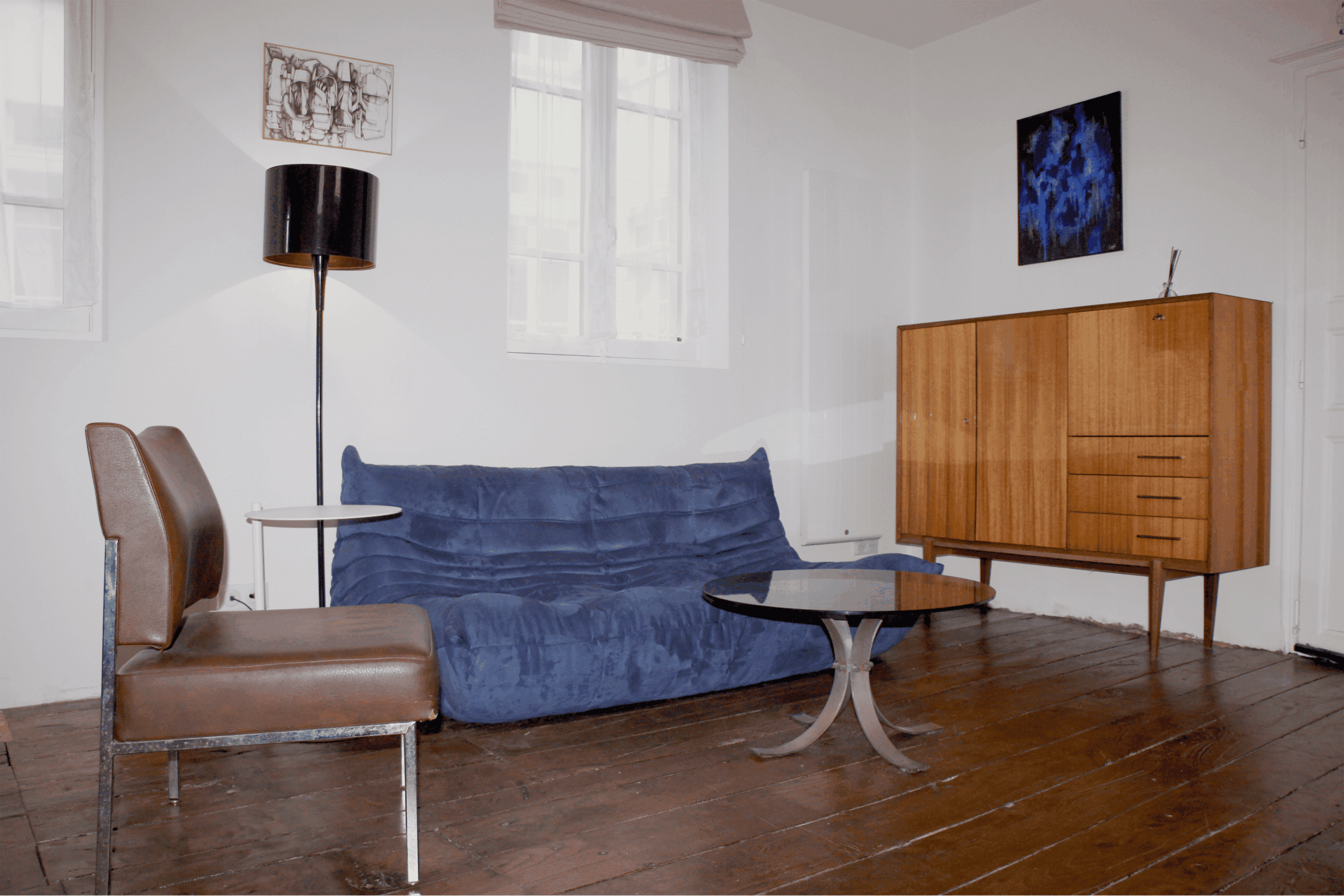 Maison contemporaine issue de la réhabilitation d’anciennes écuries du XIXᵉ siècle